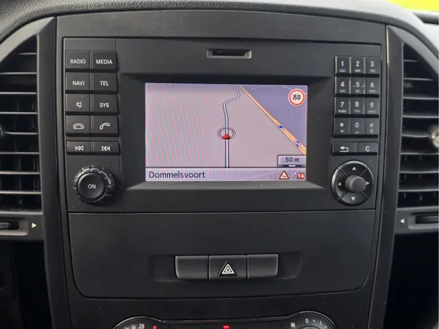 Mercedes-Benz Vito 111 CDI L2 H1 2017 Diesel 28