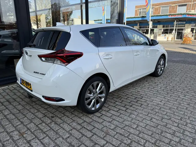Toyota Auris 1.8 Hybrid Lease Pro 2016 Hybride Benzine 4