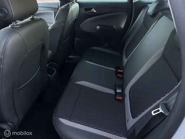 Opel Crossland X 1.2 Turbo Innovation 2019 Benzine 23