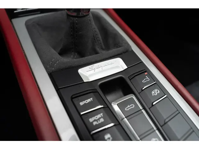 Porsche Boxster Spyder 3.8 2016 Benzine 40