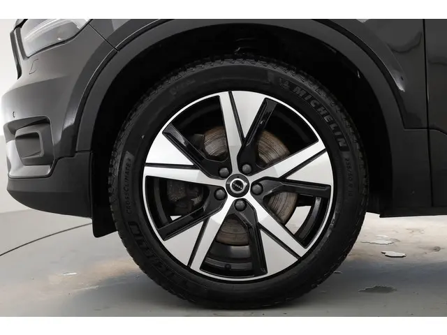 Volvo XC40 T5 Recharge R-Design 2022 Hybride Benzine 36