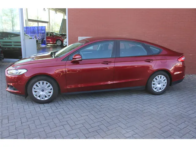 Ford Mondeo 1.0 EcoBoost 125 PK Trend 2015 Benzine 9