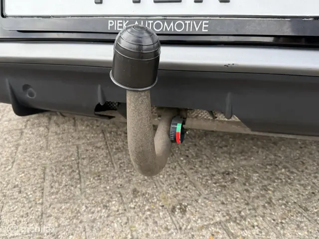 Volvo V40 1.6 D2 R-Design EXPORTPRIJS 2013 Diesel 24