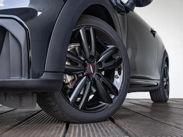 MINI Cooper Cabrio Aut. 2022 Benzine 16