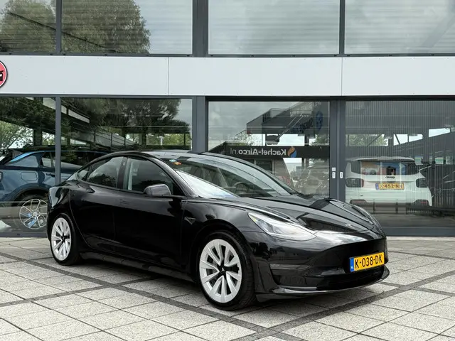 Tesla Model 3 Long Range AWD Dual 2020 Elektrisch 2