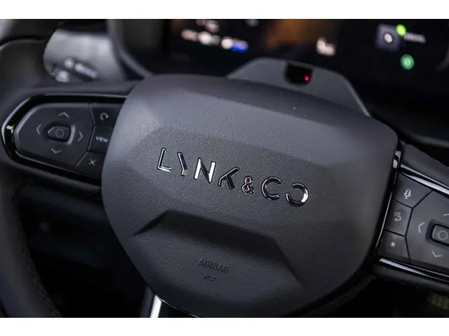 Lynk & Co 01 1.5 Plug-in Hybrid Core 2025 Hybride Benzine 25