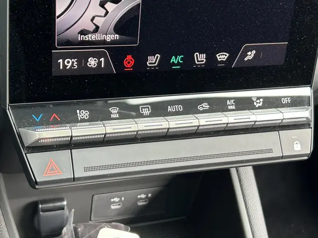 Mitsubishi ASX 1.6 HEV Instyle 2025 Benzine 30