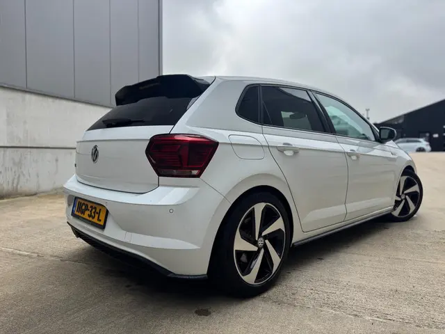 Volkswagen Polo 2.0 TSI GTI 2019 Benzine 5