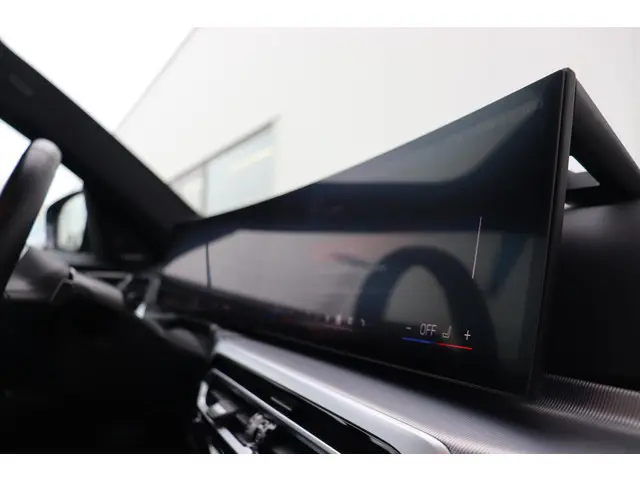 BMW i4 M50 High Executive 2023 Elektrisch 10