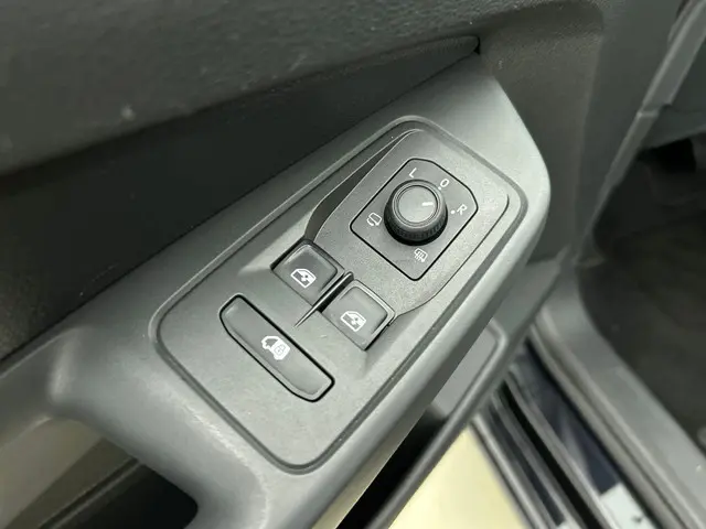 Volkswagen Caddy Cargo Maxi 2.0 TDI Style 2024 Diesel 22