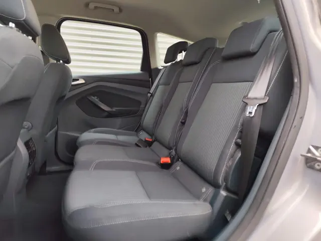 Ford C-MAX 1.6 EcoBoost Titanium 2012 Benzine 18