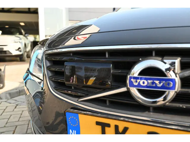 Volvo V70 2.0 T4 Dynamic Edition 2015 Benzine 51