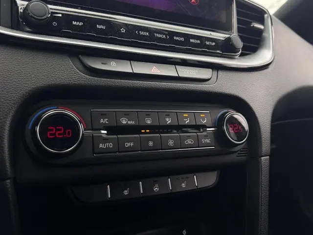Kia ProCeed 1.0 T-GDI GT-PlusLine 2020 Benzine 18
