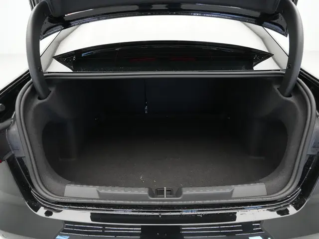 Audi A3 Limousine 30 TFSI S edition 2025 Benzine 12