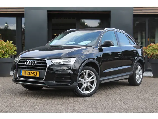 Audi Q3 1.4 TFSI 150pk sport S-Line 2015 Benzine
