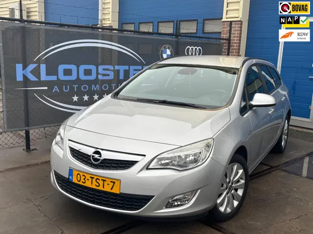 Opel Astra Sports Tourer 1.4 Turbo Cosmo 2012 Benzine