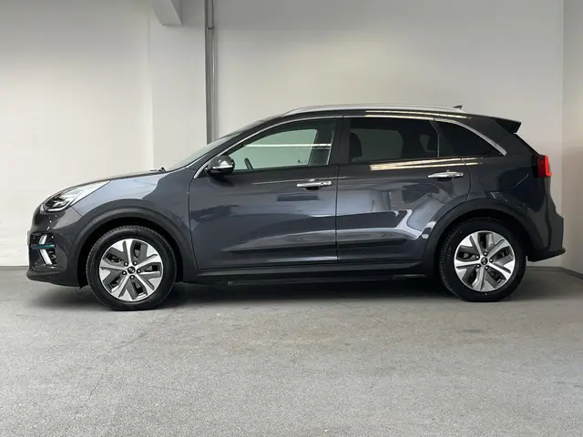 Kia e-Niro ExecutiveLine 64 kWh 2020 Elektrisch 8