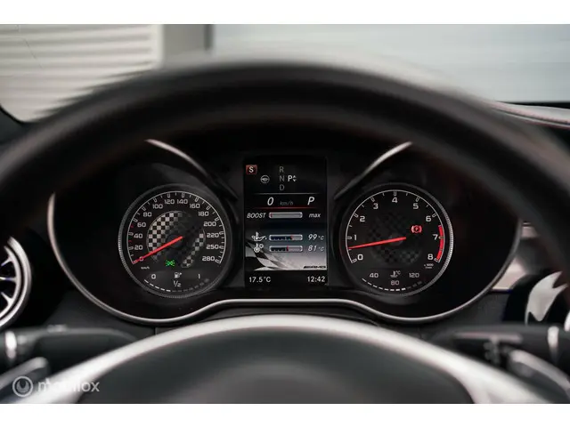 Mercedes-Benz C-Klasse 43 AMG 4MATIC 2015 Benzine 57