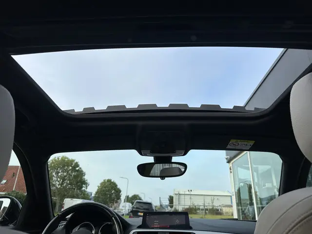 BMW 1 Serie 118i High Executive 2019 Benzine 16