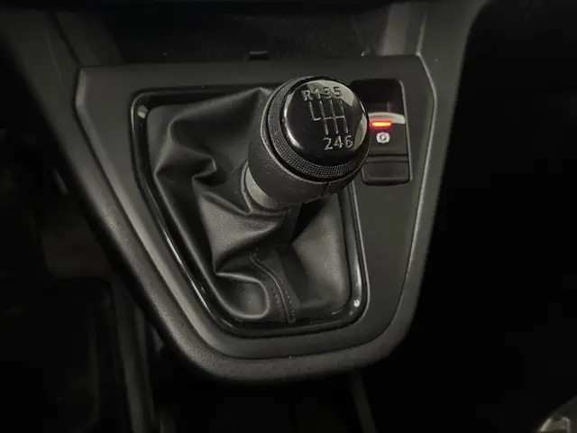 Renault Kangoo 1.5 Blue dCi 75 Advance L1 2024 Diesel 19