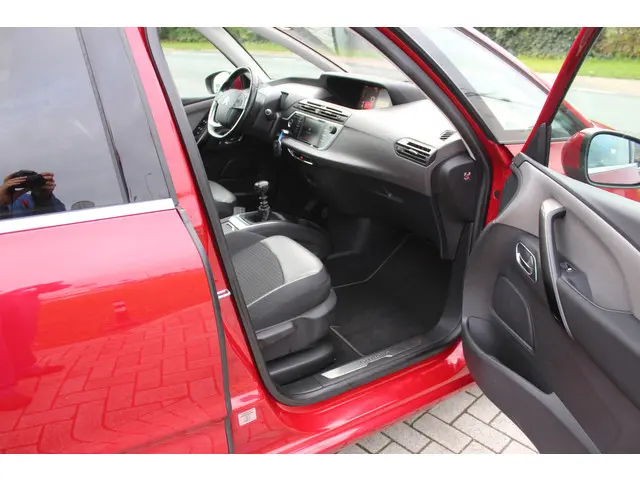 Citroën C4 Spacetourer 1.2 PureTech Shine 2019 Benzine 10