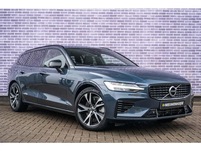 Volvo V60 T6 Recharge AWD R-Design 2022 Hybride Benzine 11