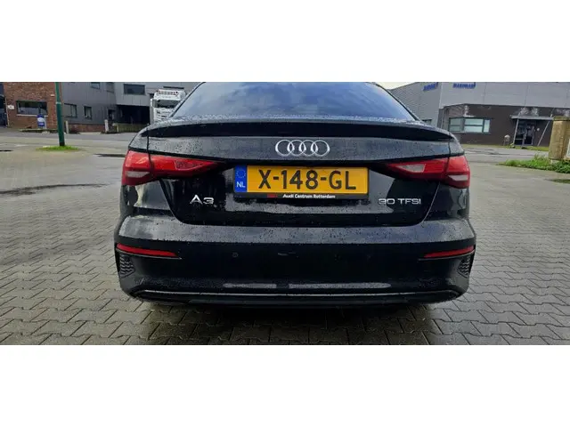 Audi A3 Limousine 30 TFSI Pro Line 2023 Hybride Benzine 9