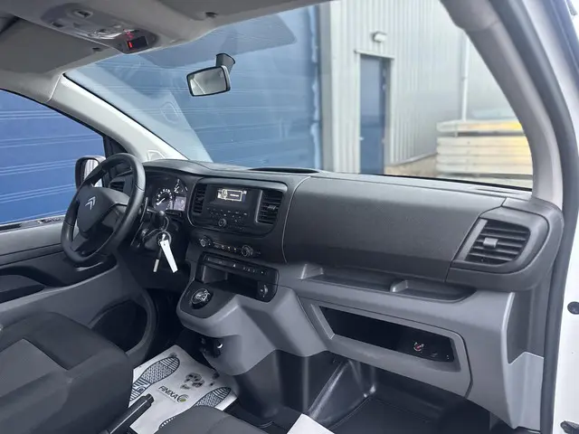 Citroën Jumpy 1.6 BlueHDI 95 Club M S&S 2018 Diesel 24