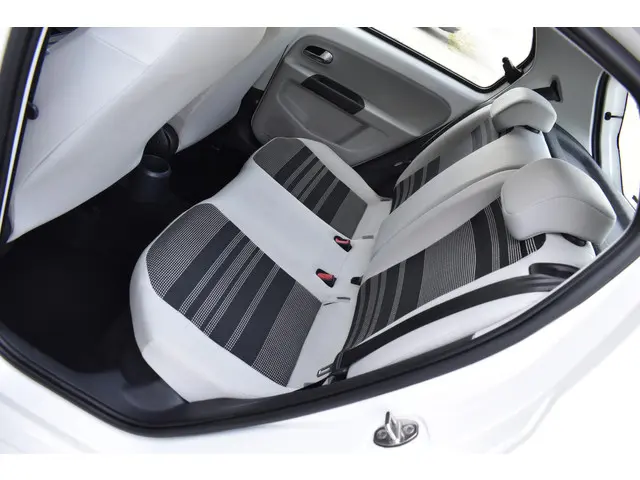 SEAT Mii 1.0 Style 2014 Benzine 7