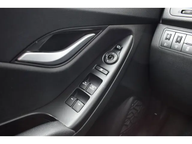 Hyundai ix20 1.4i Go! 2017 Benzine 19