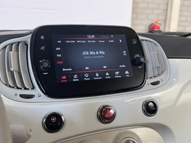 Fiat 500 1.0 Hybrid Lounge 2021 Benzine 12