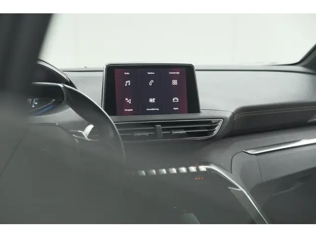 Peugeot 3008 1.6 PureTech 180 GT Line 2019 Benzine 60