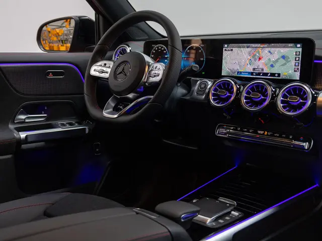 Mercedes-Benz EQB 250+ Business Edition 2024 Elektrisch 32