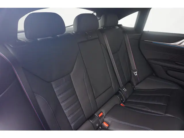 BMW i4 eDrive40 2025 Elektrisch 11