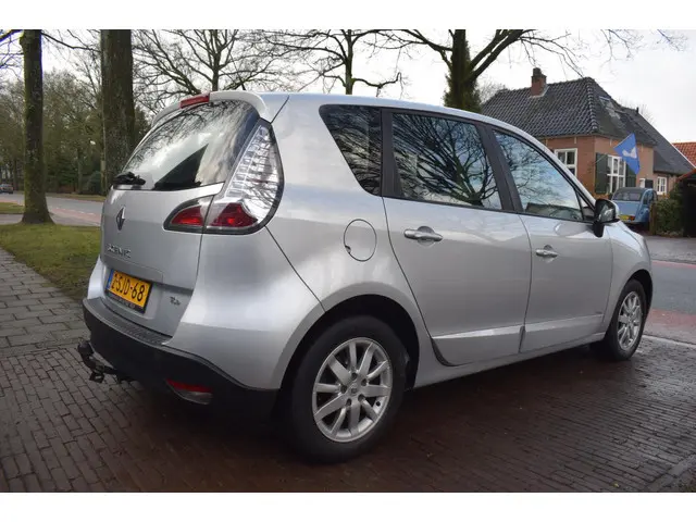 Renault Scénic 1.2 TCe Expression Trekhaak 2013 Benzine