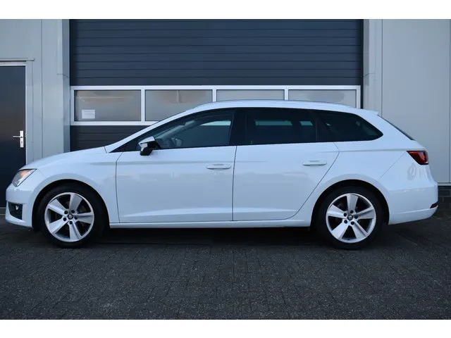 SEAT Leon ST 1.4 EcoTSI FR Automaat 2016 Benzine 2