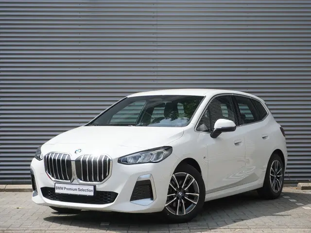 BMW 2 Serie Active Tourer 218i 2024 Benzine 28