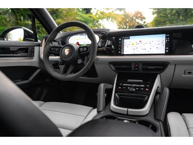 Porsche Cayenne 3.0 S E-Hybrid 2024 Hybride Benzine 11