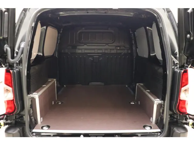 Opel Combo 1.5 BlueHDi 100 S&S L1 2024 Diesel 25