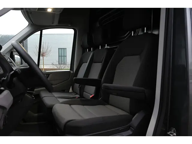 Volkswagen Crafter 2.0 TDI L3H3 2024 Diesel 14