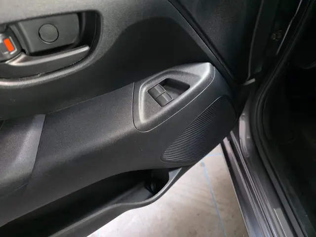 Peugeot 108 1.0 e-VTi Active 2022 Benzine 14