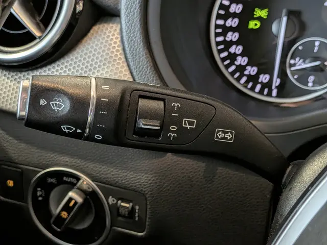 Mercedes-Benz B-Klasse 200 2012 Benzine 13