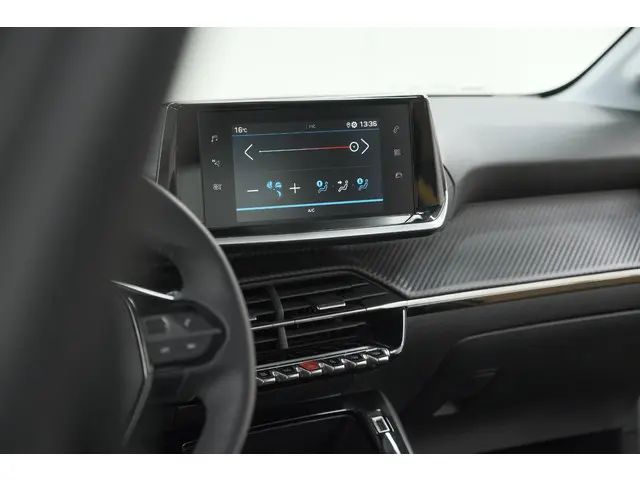 Peugeot 208 PureTech 75 Active Pack 2022 Benzine 47