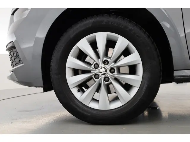 Škoda Kamiq 1.0 TSI Business Edition 2022 Benzine 30