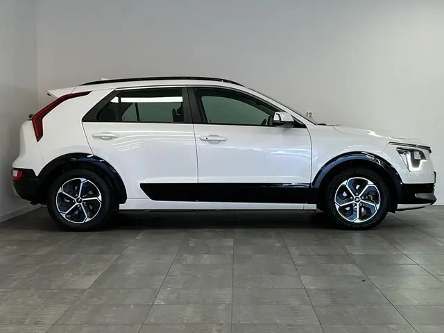 Kia Niro 1.6 GDi Hybrid DynamicLine 2022 Hybride Benzine 9