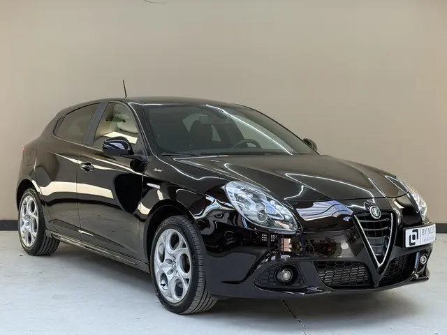 Alfa Romeo Giulietta 1.4 T Sprint, 150Pk, 2015, 2015 Benzine 5
