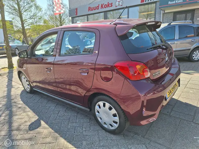 Mitsubishi Space Star 1.0 COOL+ 2018 Benzine 6
