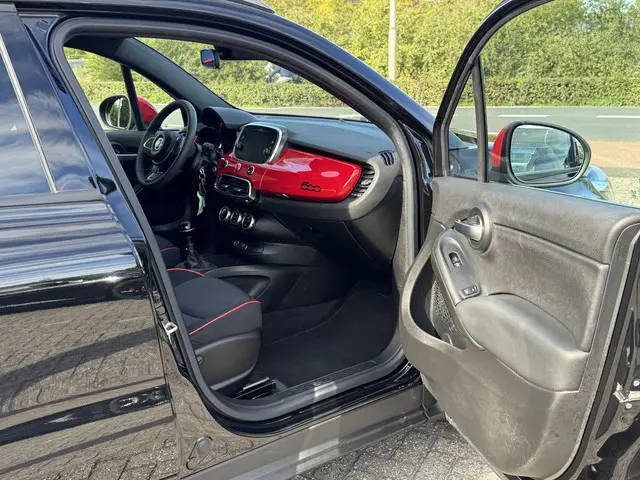 Fiat 500X Cross 1.0 FireFly Turbo 120 RED 2023 Benzine 19