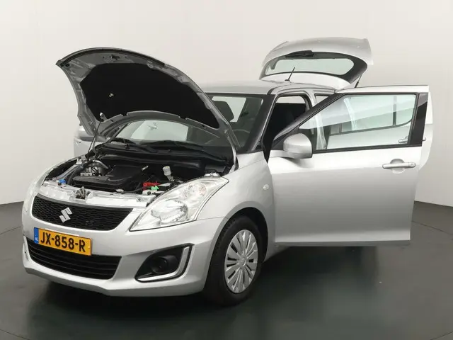 Suzuki Swift 1.2 Comfort AUTOMAAT 2015 Benzine 17