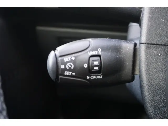 Citroën C3 1.2 PureTech Feel Edition 2016 Benzine 10